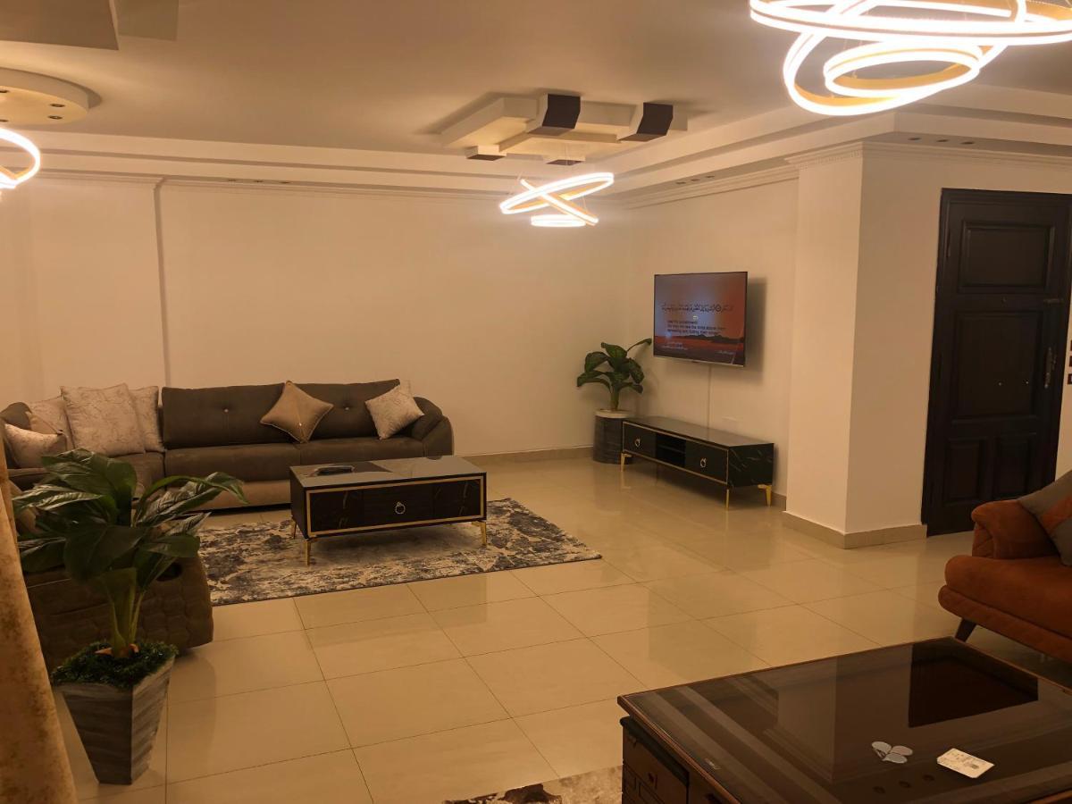 Ghena Apartment Кайро Екстериор снимка