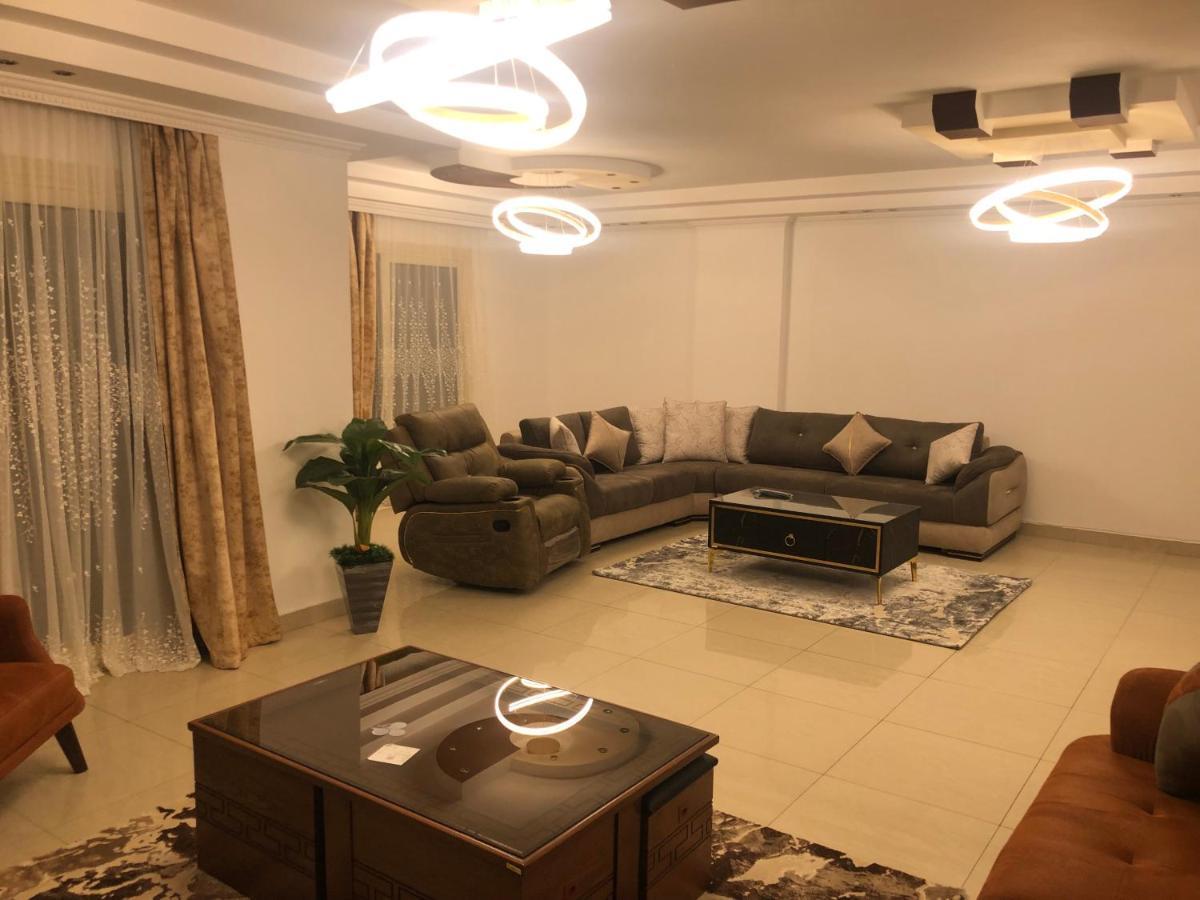 Ghena Apartment Кайро Екстериор снимка